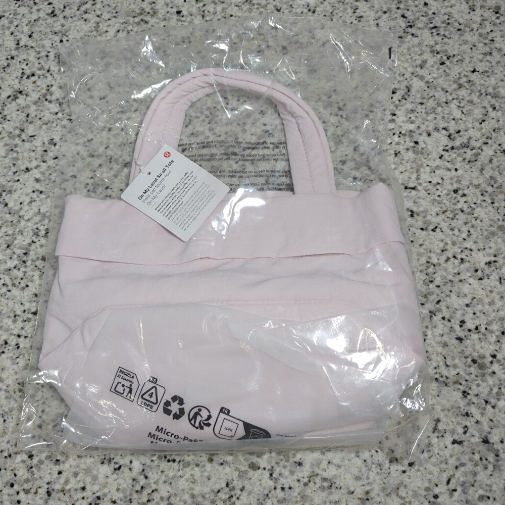 Lululemon On My Level Small Tote Bag 5L (Blissful Pink)